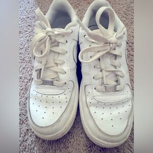 Nike Air Force 1, boys youth size 6.5, white